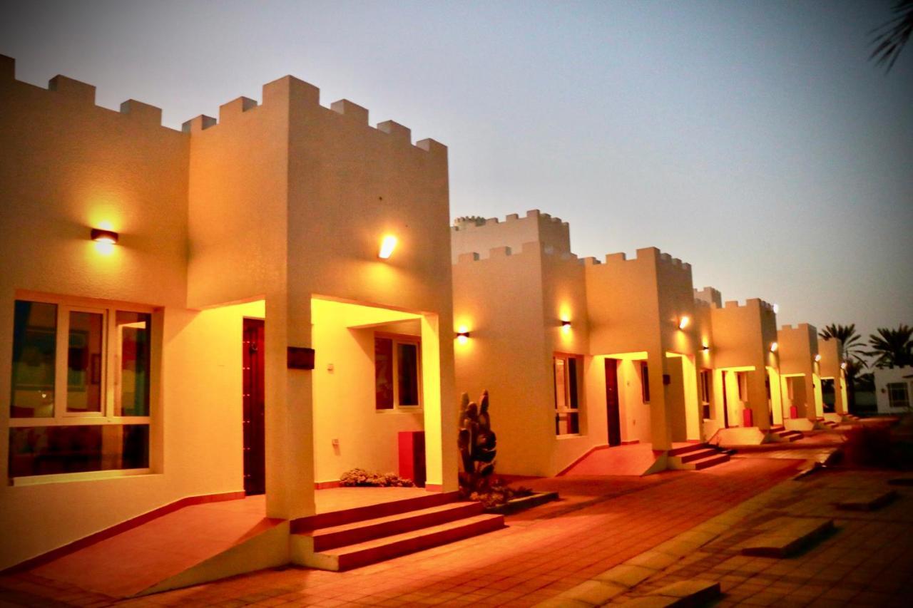 Coastline Resort Mussanah Exterior photo